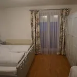 Bed and breakfast Haus Senoner 4*