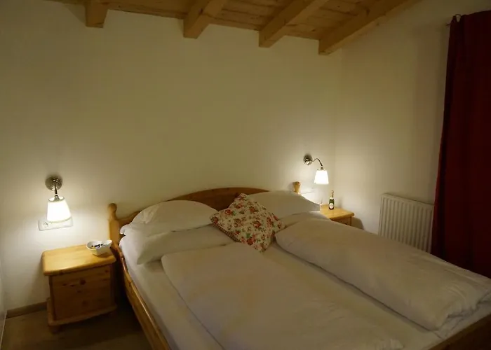 Bed & Breakfast Haus Senoner 4*