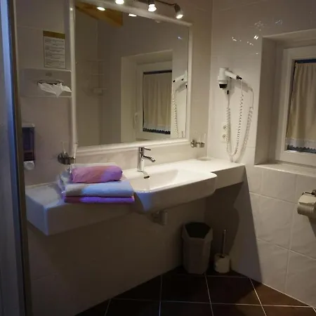 Haus Senoner Bed and breakfast